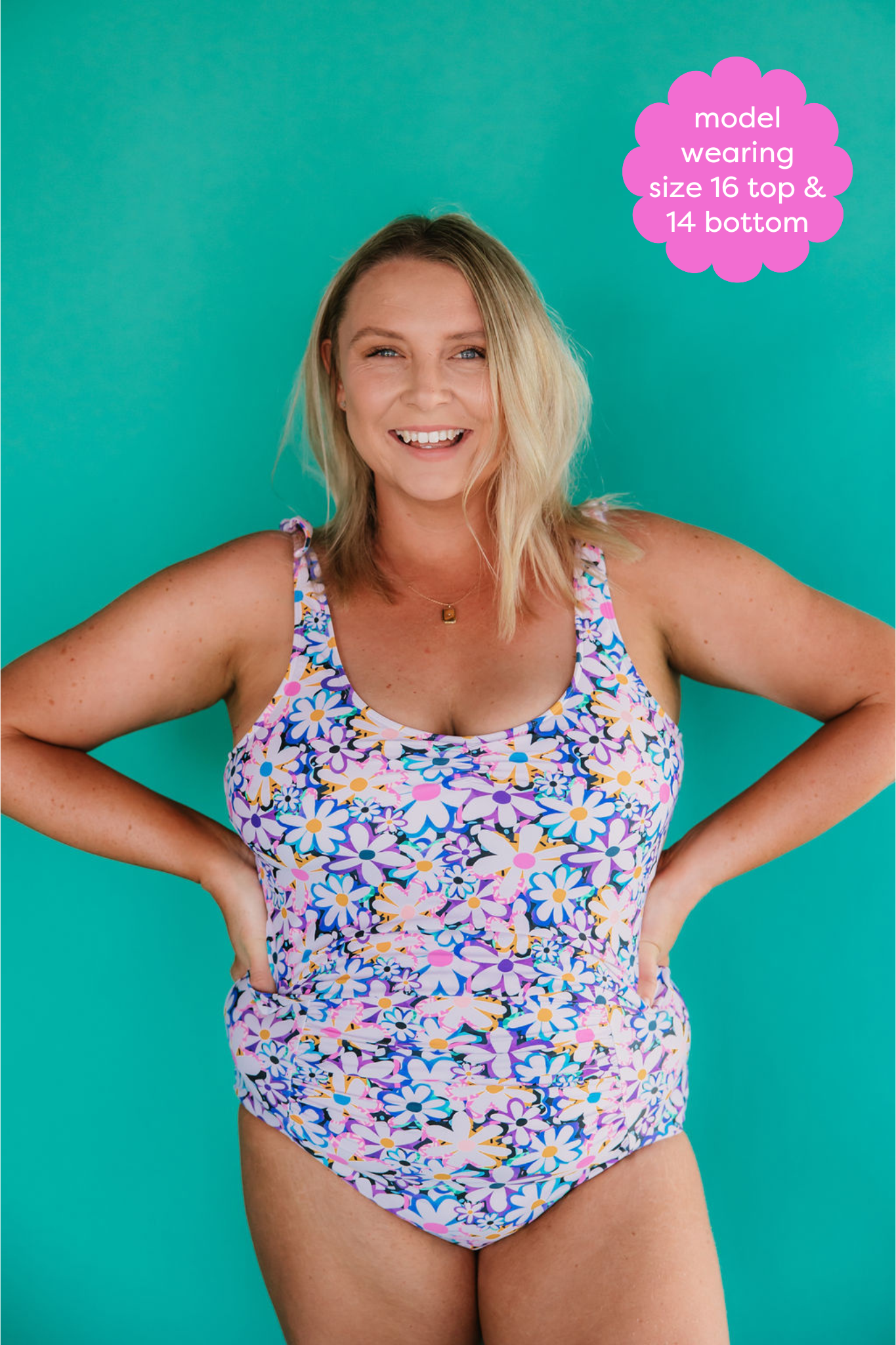 Last Pieces - Shoulder Tie Top Dozens of Daisies