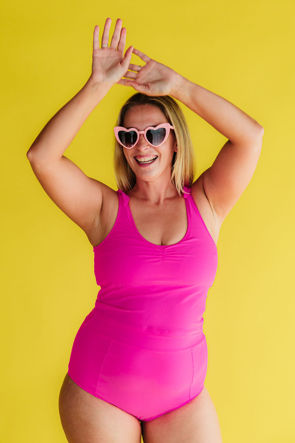Last Pieces - High Cut Bottoms Flamingo