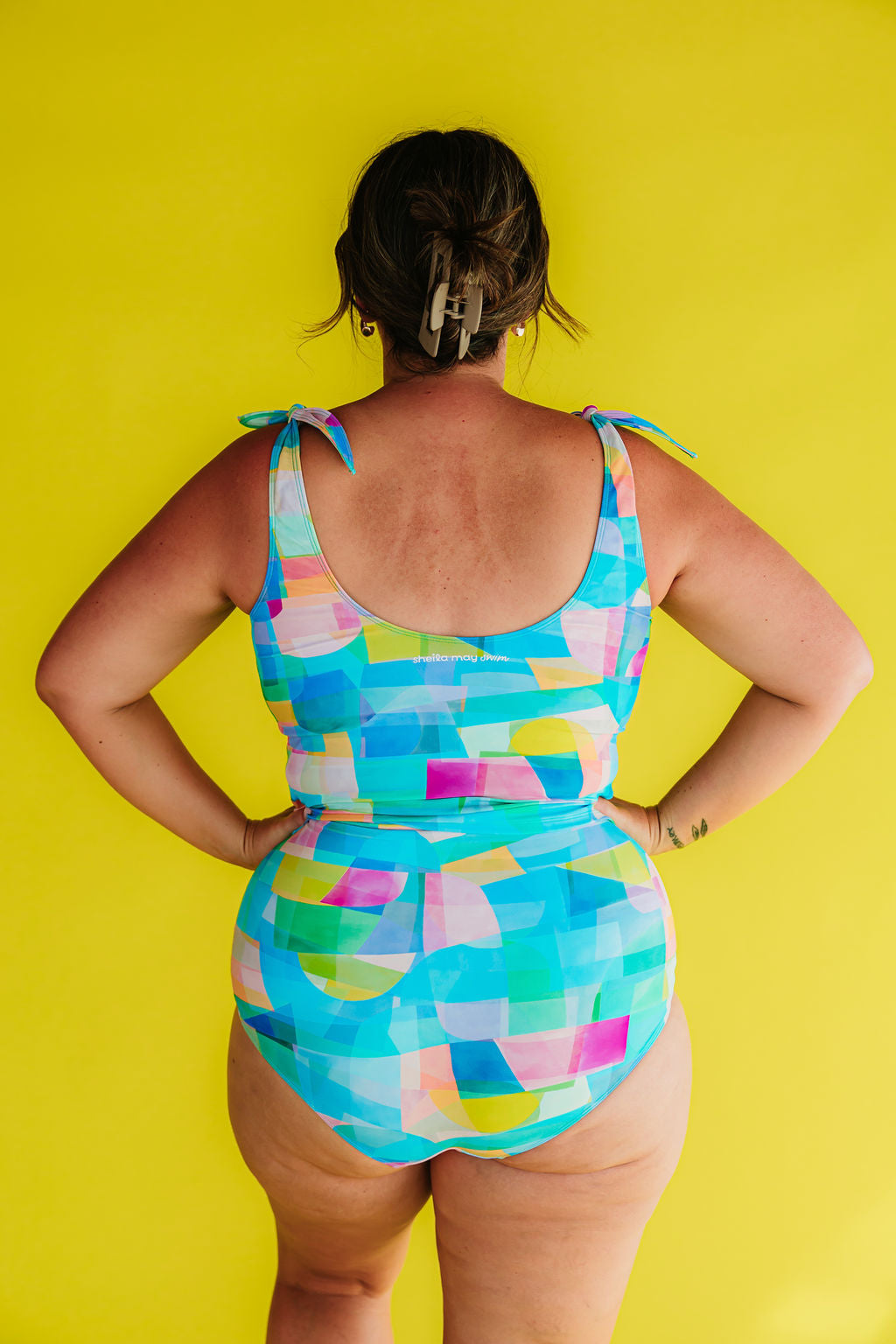 Last Pieces - Shoulder Tie Top Skylight